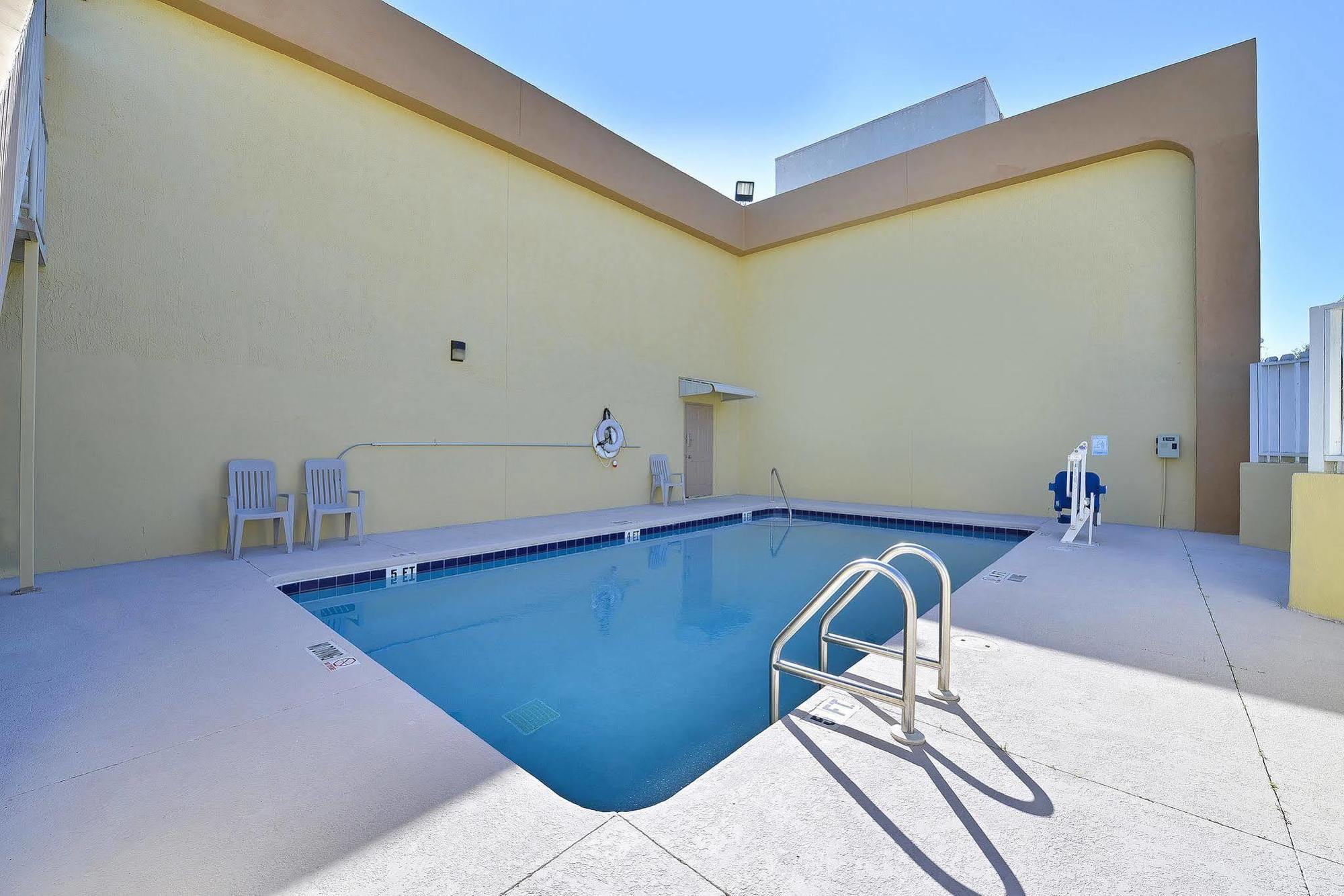 Travel Inn Winter Haven Luaran gambar